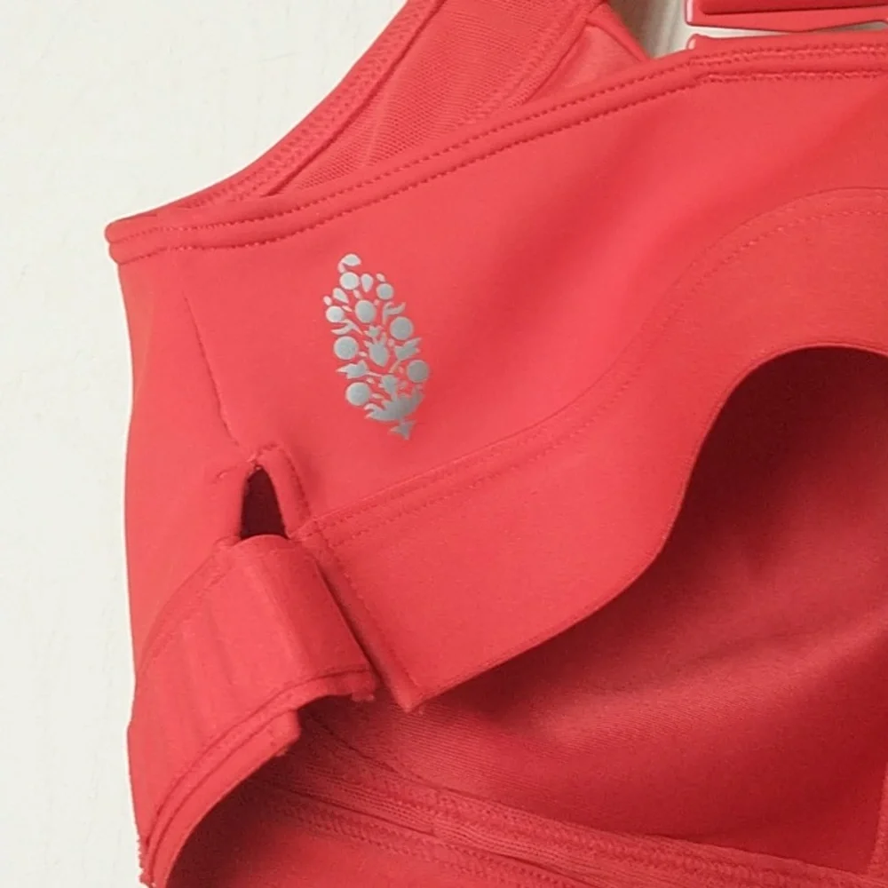 NWT Free People FP Movement Make A Move Bra in Tango Red - Picture 3 of 4